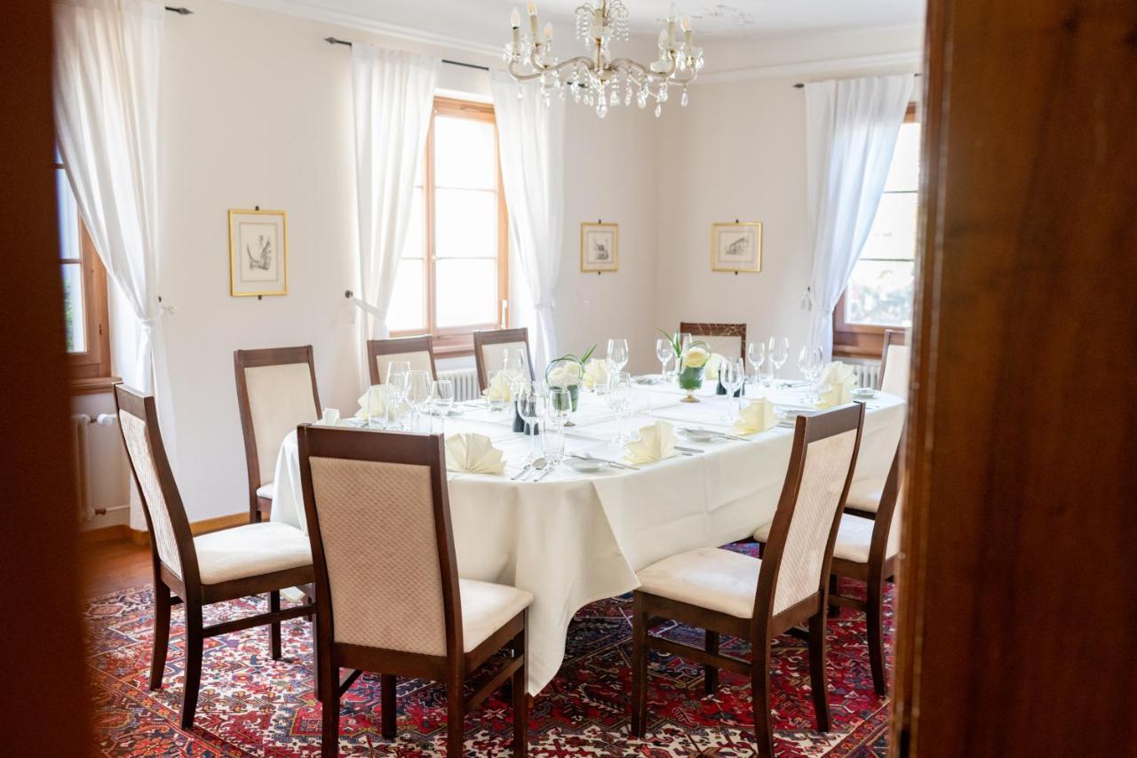 פראונפלד Hotel Zum Goldenen Kreuz מראה חיצוני תמונה