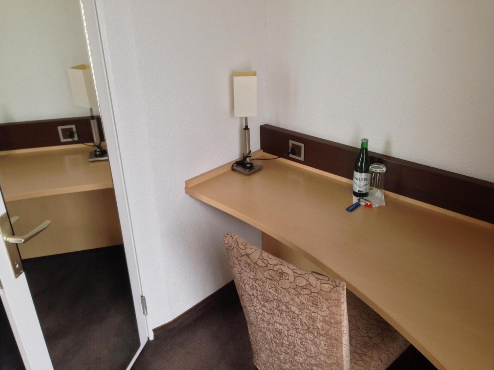 פראונפלד Hotel Zum Goldenen Kreuz חדר תמונה
